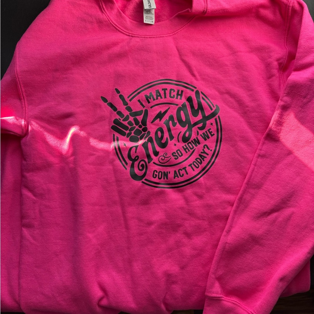 Gildan Pink Graphic Women's Sweater